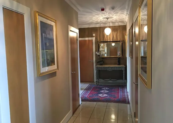 Seaview Luxury Penthouse Sleeps 6 公寓 *