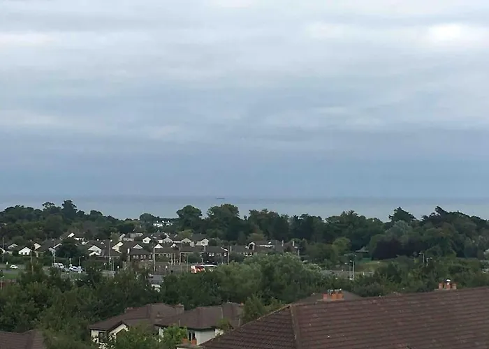 Seaview Luxury Penthouse Sleeps 6 * 都柏林