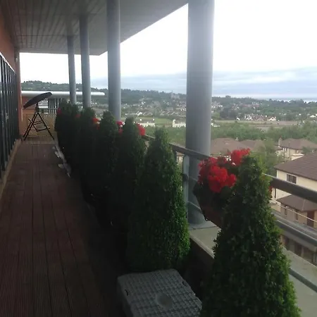 Seaview Luxury Penthouse Sleeps 6 *