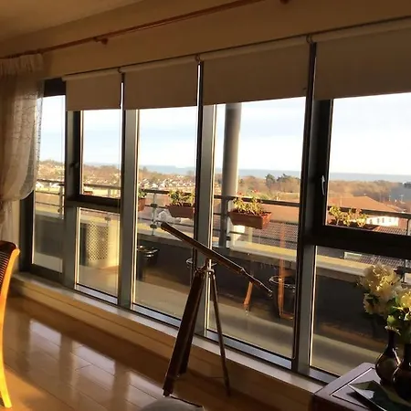 Daire Seaview Luxury Penthouse Sleeps 6 *