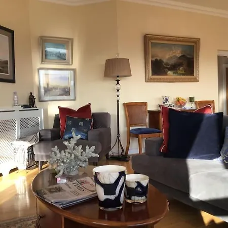 Daire Seaview Luxury Penthouse Sleeps 6