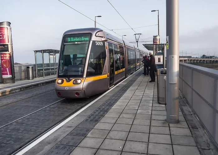 Seaview Luxury Penthouse Sleeps 6 Apartment Dublin