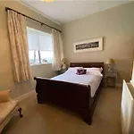 Seaview Luxury Penthouse Sleeps 6 公寓 *